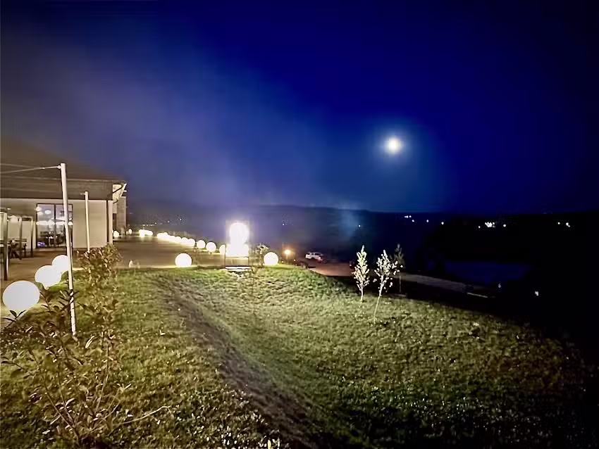 Хотел Јелна