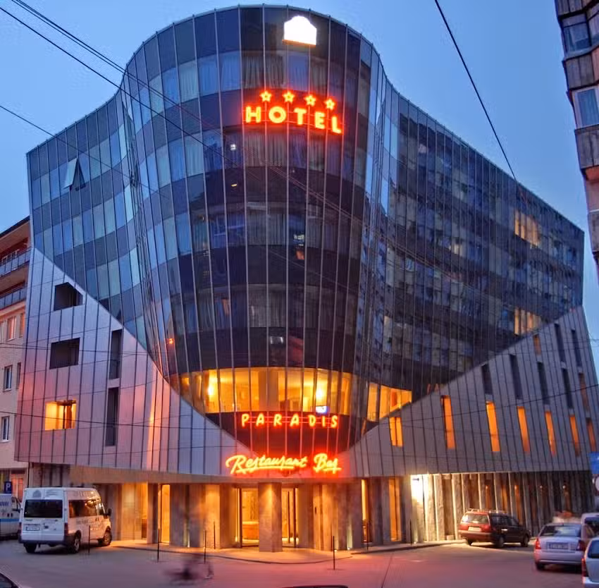Хотел Парадайз