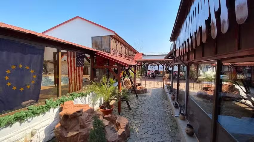 Хотел и ресторан Класик