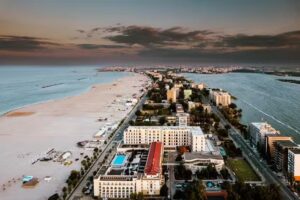 Хотел Iaki Conference & Spa