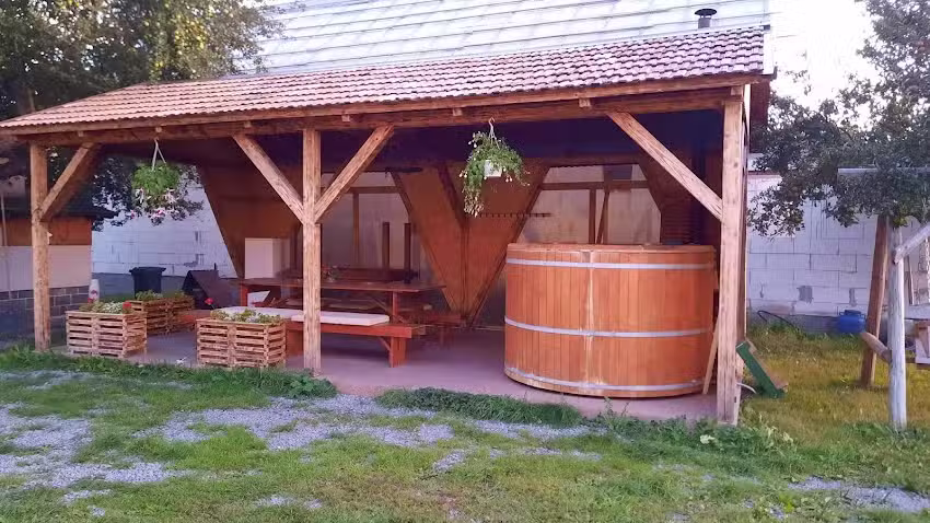 Ily&eacute;s Guesthouse Suseni