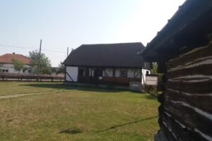 J&aacute;tsz&oacute;t&eacute;r