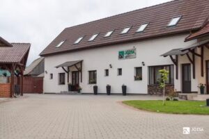 J&oacute;zsa G&auml;stehaus