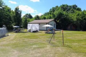 У Ериковој колиби