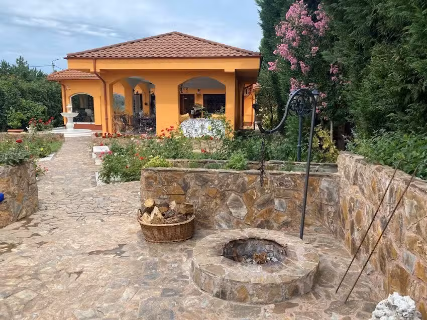 У вили Арад