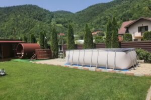 Sauna et bain &agrave; remous La Grasu