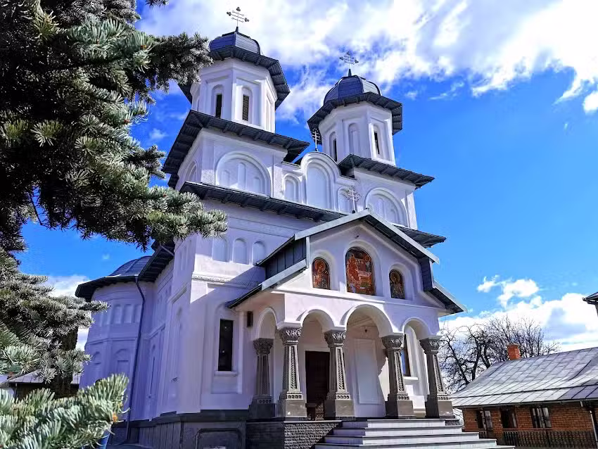 Mănăstirea Slănic