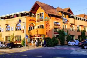 MAX International Hotel & Resort