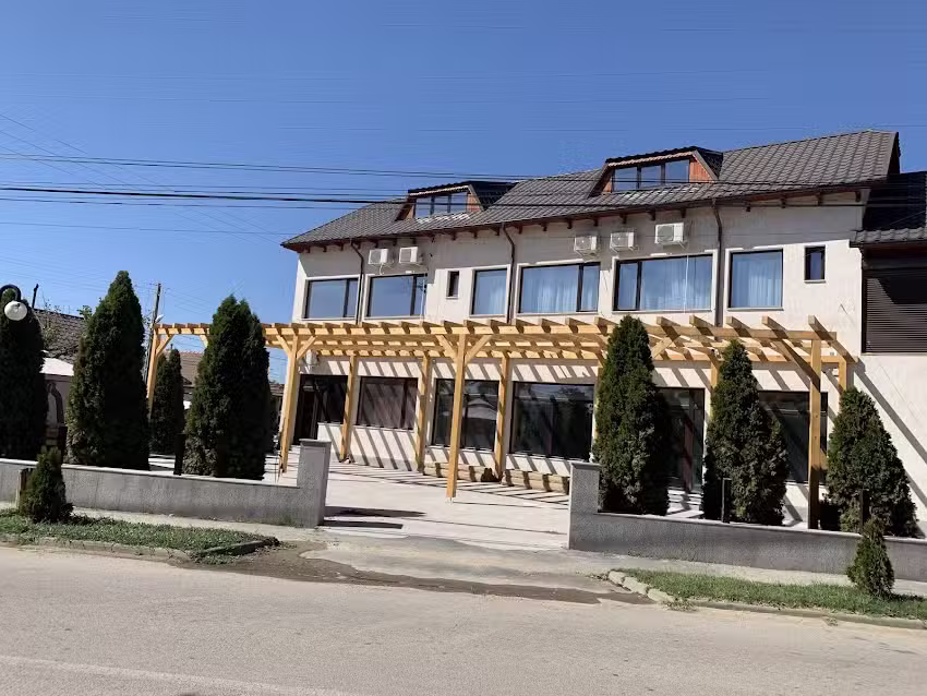 НИКОВА КУЋА