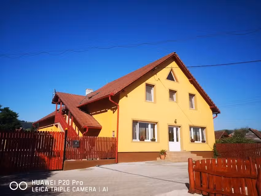 S&oacute;vir&aacute;g Panzi&oacute;