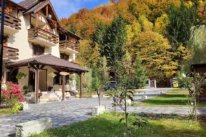 Пъстърва Каскада Раушор