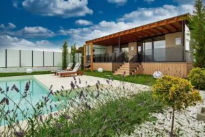 Peninsula Luxury & Spa