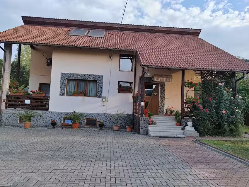 Maison d&rsquo;h&ocirc;tes Arnota