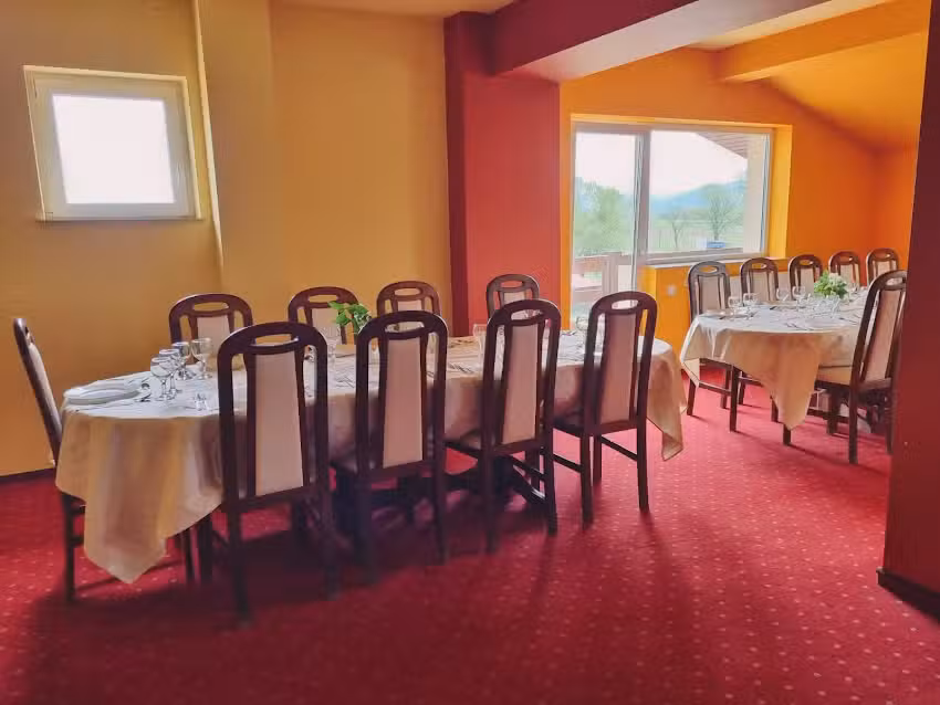 Къща за гости Аксон