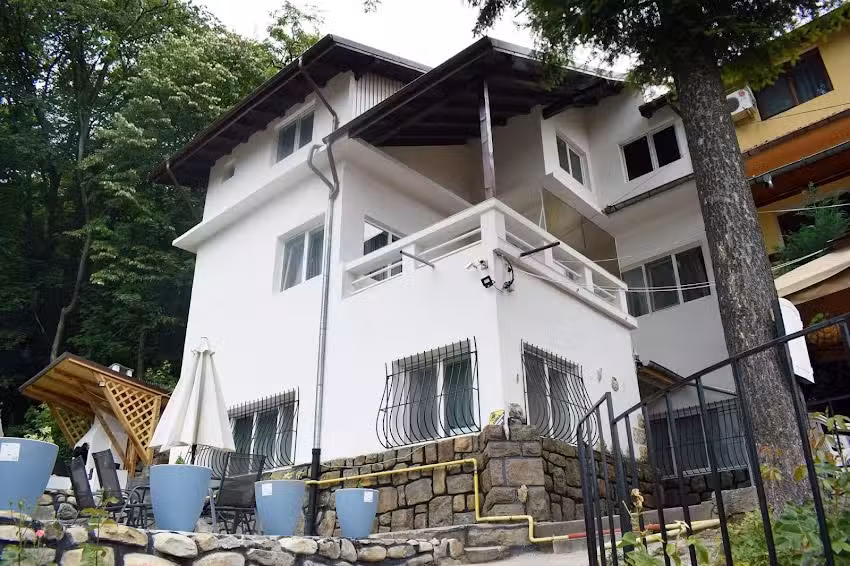 Casa Aurora Guesthouse