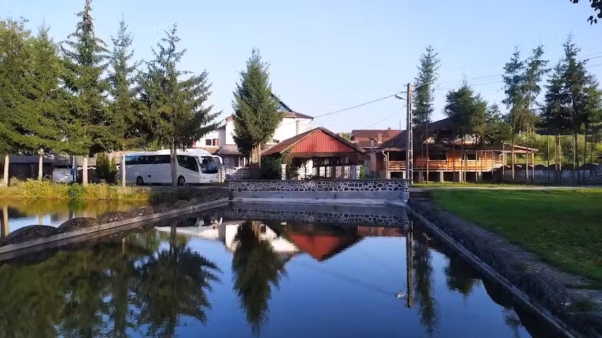 Pensiunea Csilla C&acirc;mpu Cetății