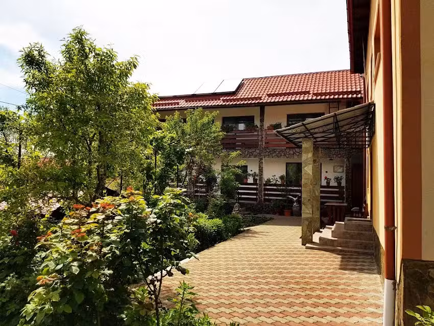 Dana Guesthouse