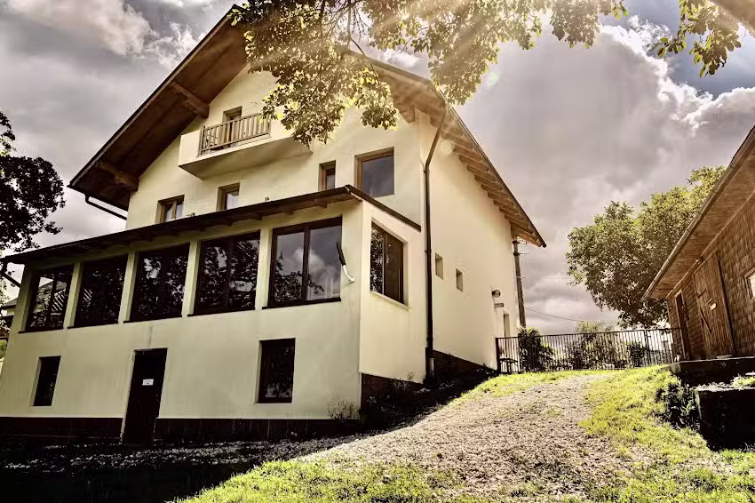 Dobre Guesthouse