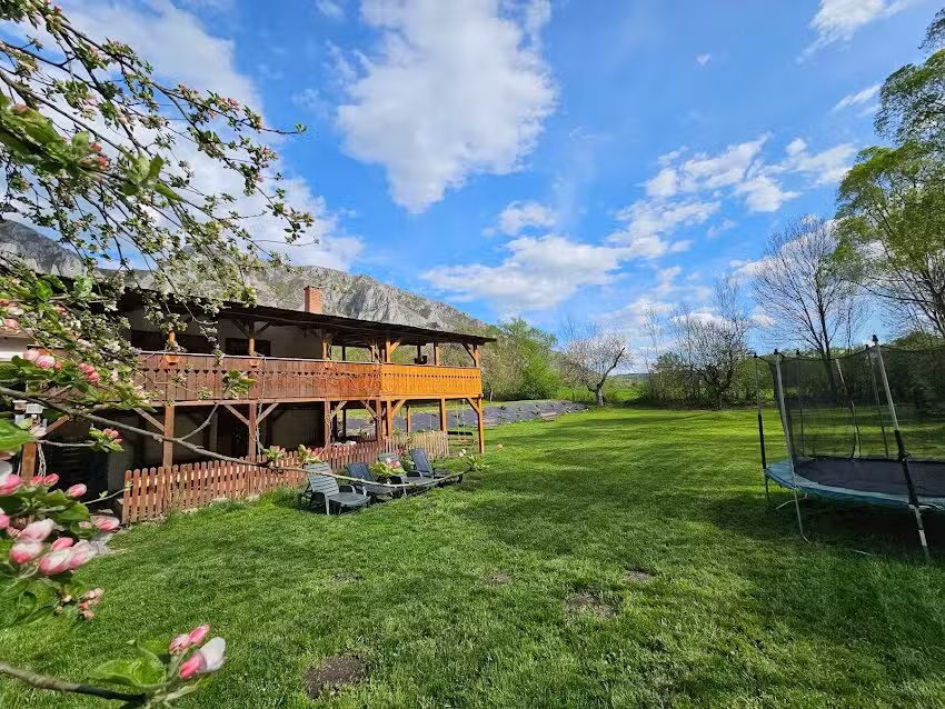 Dr. Demeter B&eacute;la G&auml;stehaus