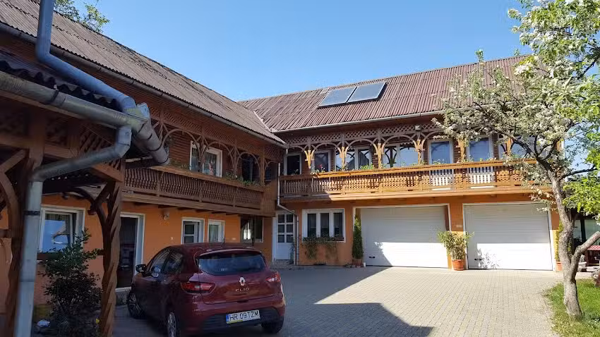 Fenyo G&auml;stehaus