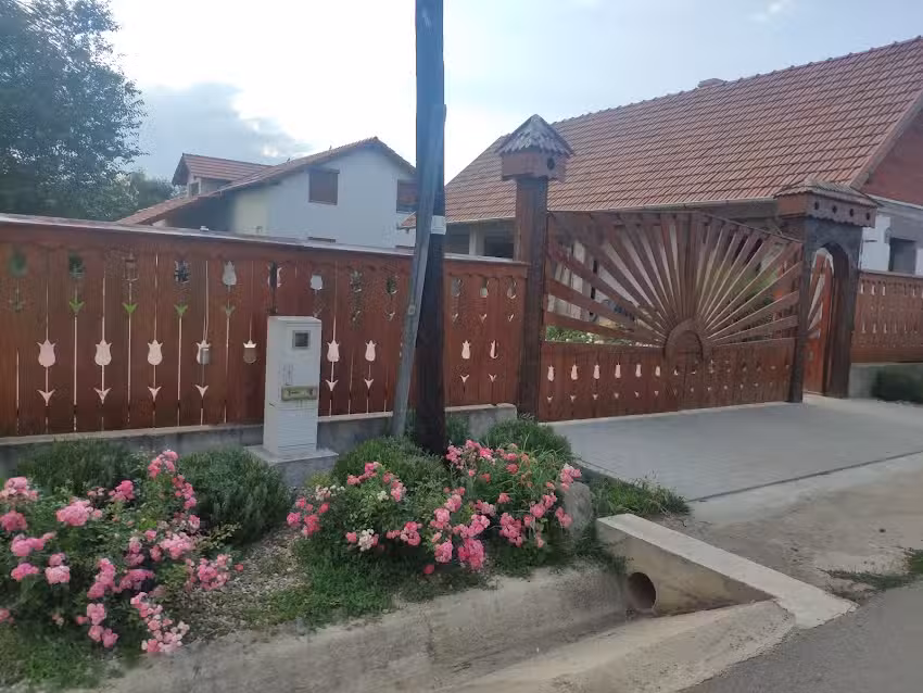 Пансион Гондос