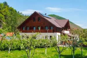 Pensiunea Livada Amely