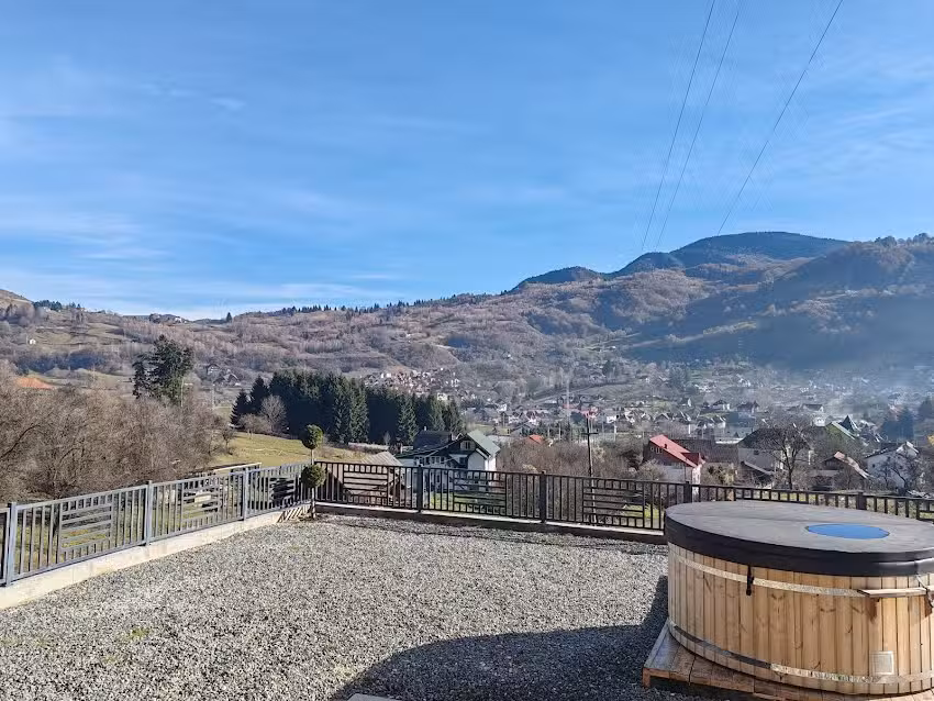 Pensiunea Roua Dimineții