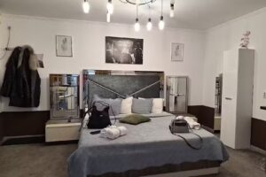 Студио Плуто Централ Лукс