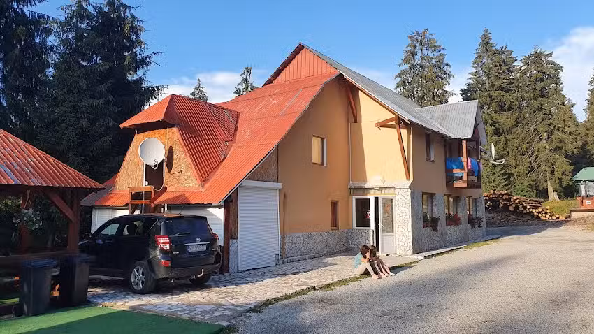 Туристичка станица Падиш