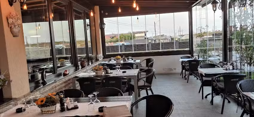 Restaurant &bdquo;La Casa Cu Reuf&ldquo; Brăila
