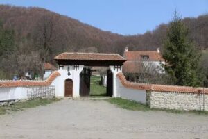 Le Refuge du Roi, Vall&eacute;e de Zălan