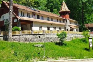Scuola forestale di R&oacute;kav&aacute;r