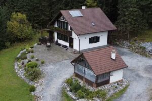 Simon Vend&eacute;gh&aacute;z