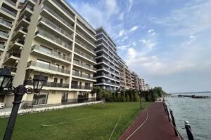 Solid House F&auml;sser 507