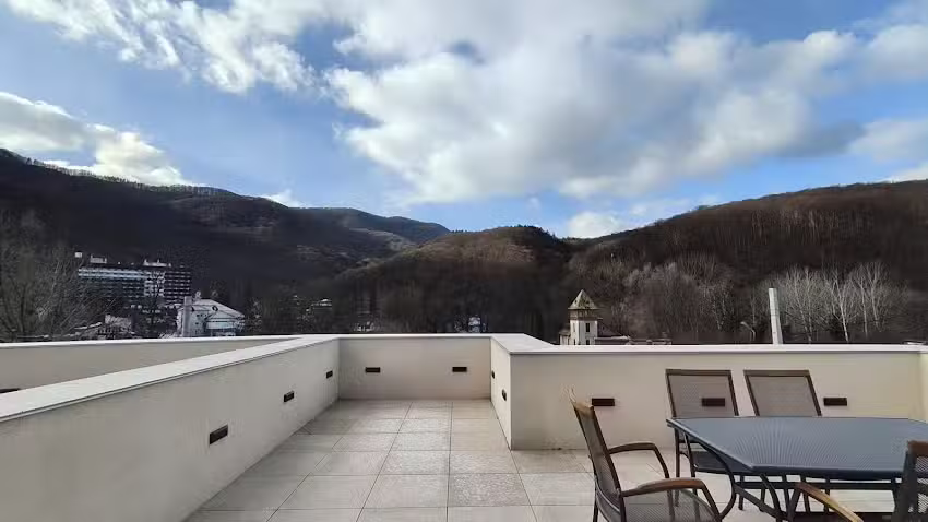 Апартмани Стоун Нест