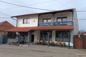 S&uuml;ni vend&eacute;gh&aacute;z K&aacute;poln&aacute;sfalu