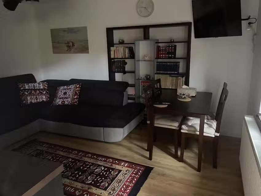 Малка традиционна къща