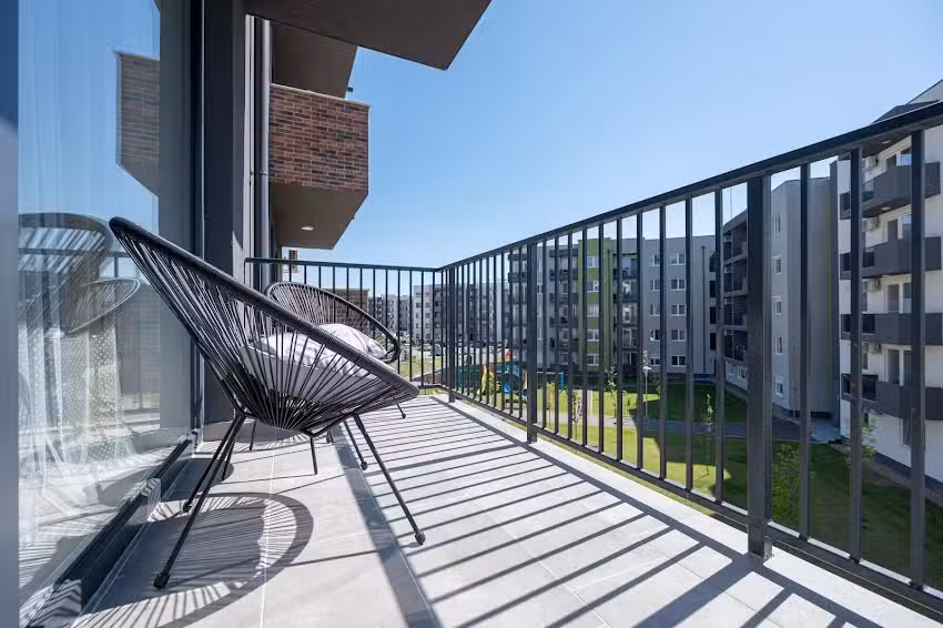 Trendy flat by the University