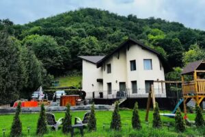 TRYhaus