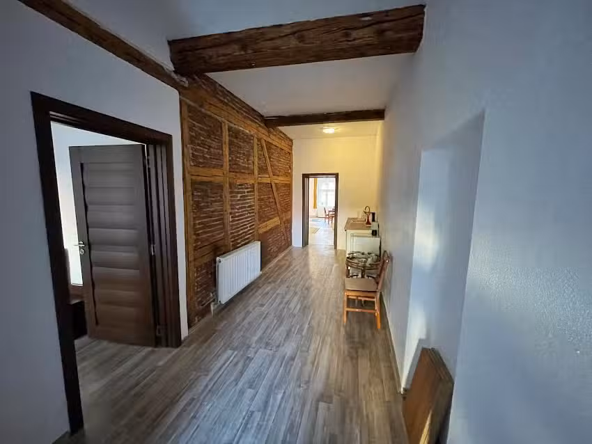 Vadim&rsquo;s guesthouse
