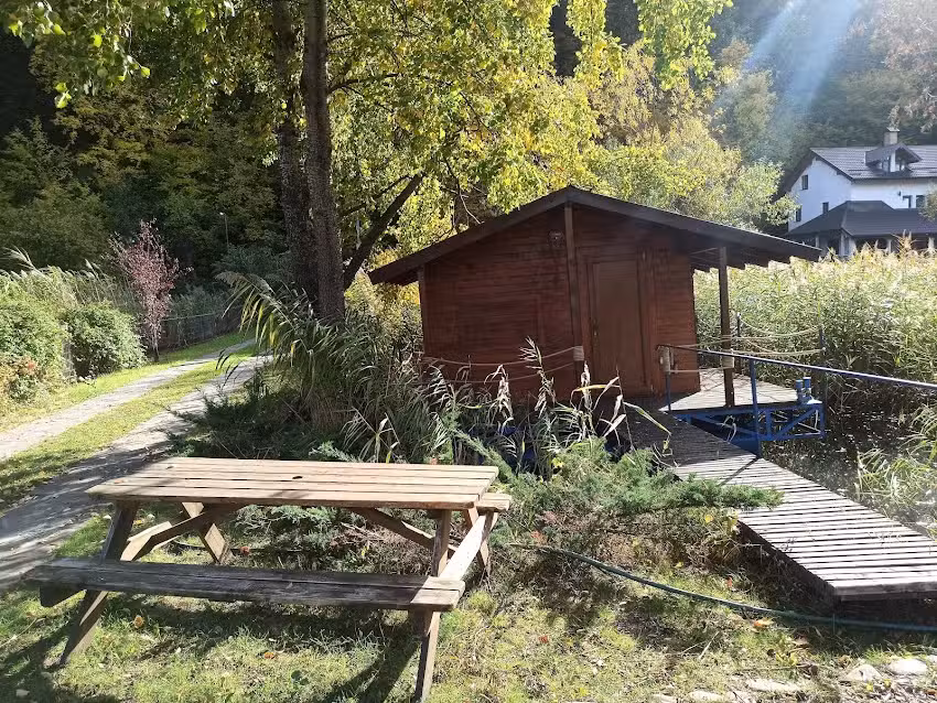 Vernis Boutique & Lodges