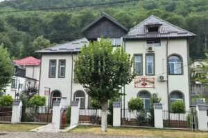 Вила Лилис