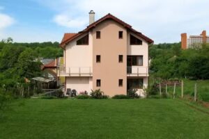 Vila Izvor