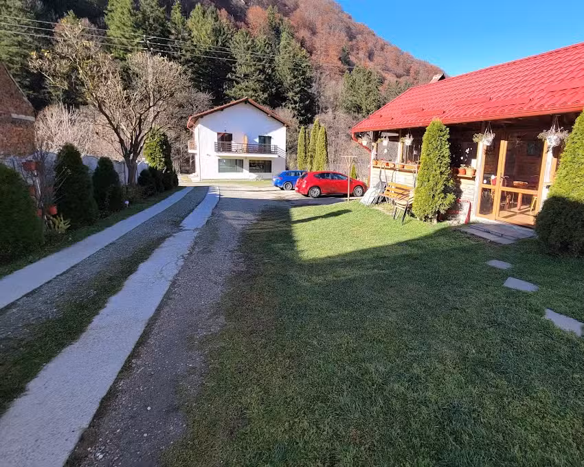 G&auml;steparkplatz der Villa Krista