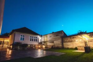 Вила Ориент