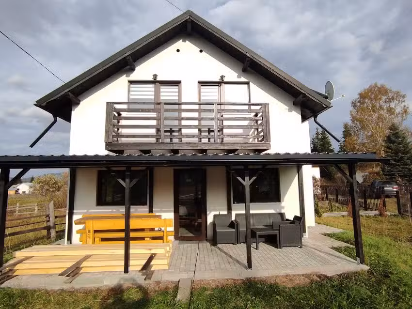 Raisa Neagra Sarului Villa