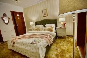 Бутикова вила СараДа