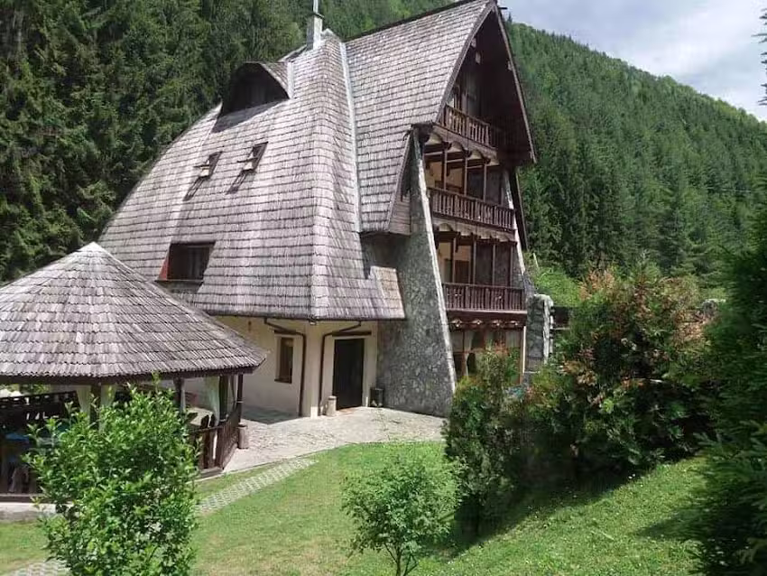 Вилата &bdquo;Мечката&ldquo;