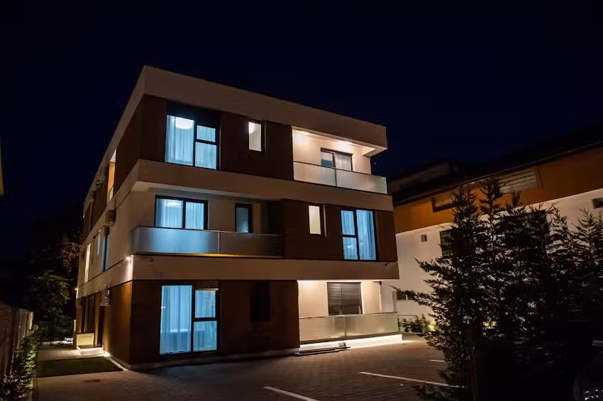 West Residence Apartments