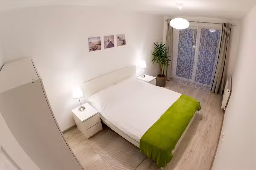 White DeLuxe Central Apartament